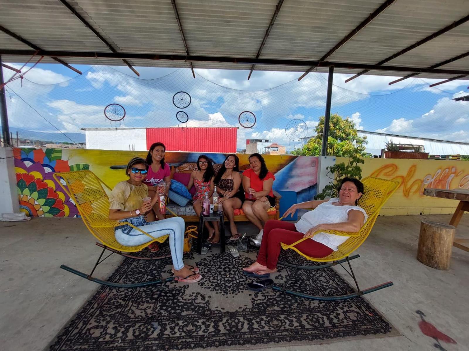 Shoffi'S House Backpackers Hotel ตาราโปโต ภายนอก รูปภาพ