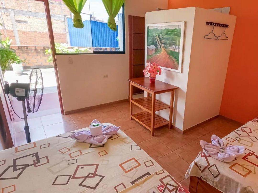 Shoffi'S House Backpackers Hotel ตาราโปโต ภายนอก รูปภาพ