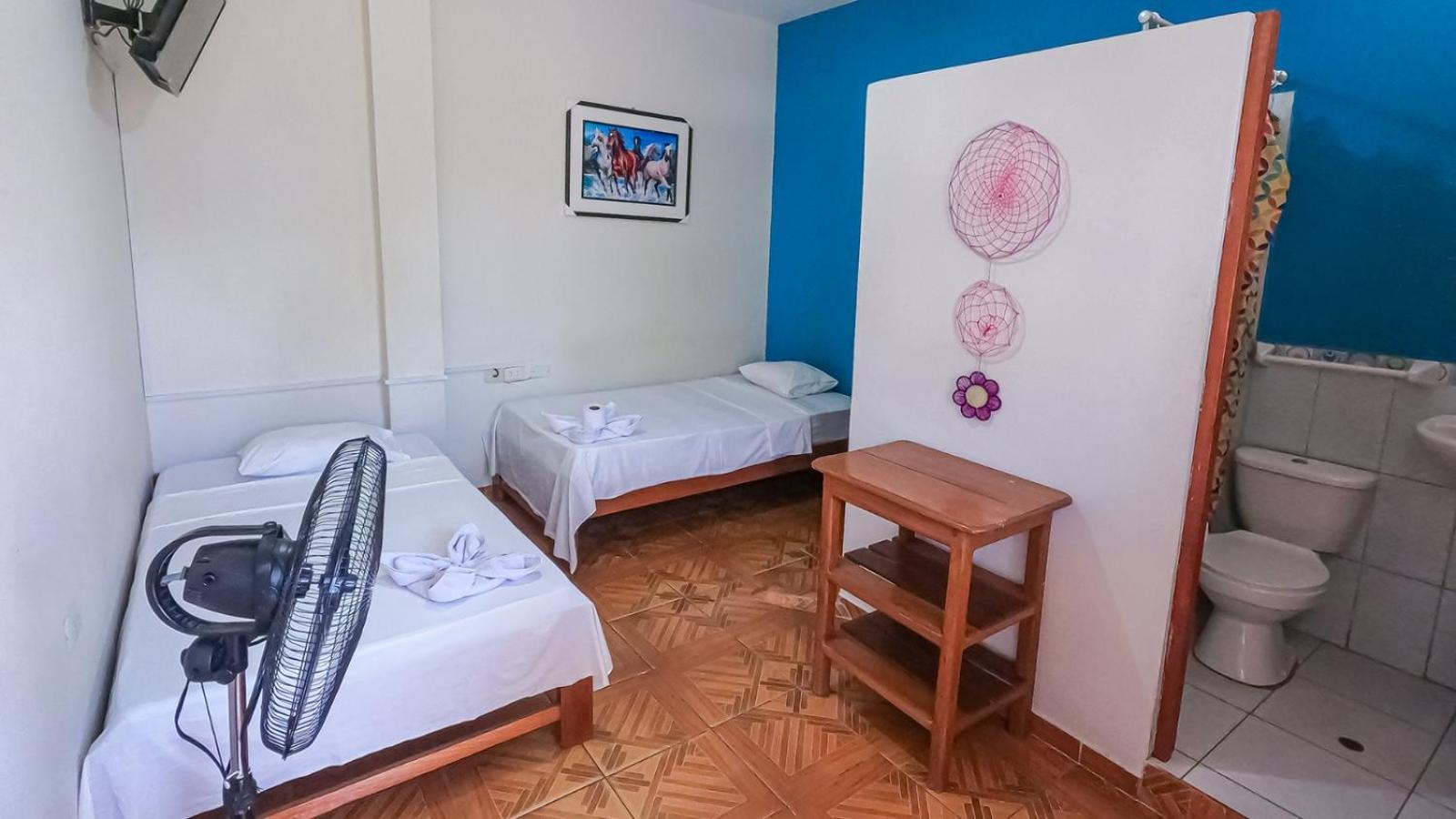 Shoffi'S House Backpackers Hotel ตาราโปโต ภายนอก รูปภาพ