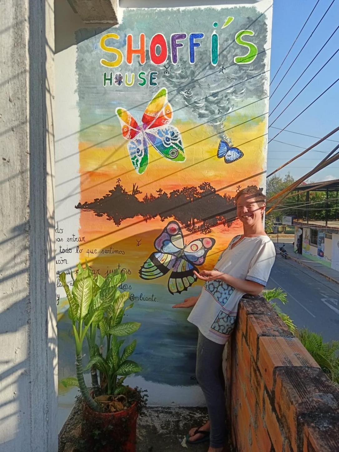 Shoffi'S House Backpackers Hotel ตาราโปโต ภายนอก รูปภาพ