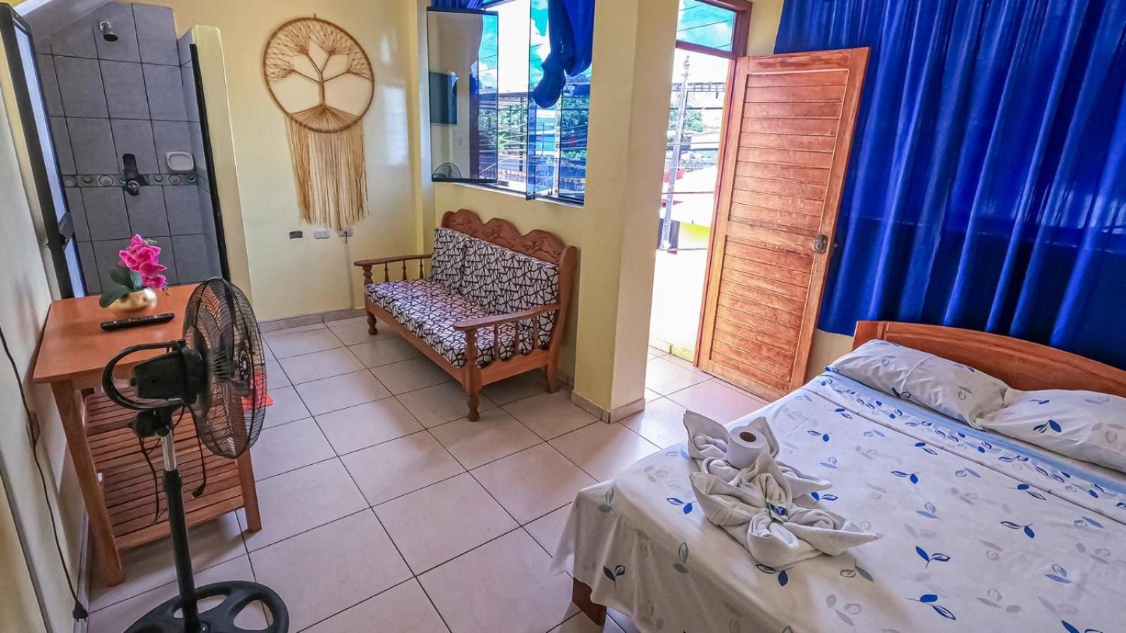 Shoffi'S House Backpackers Hotel ตาราโปโต ภายนอก รูปภาพ